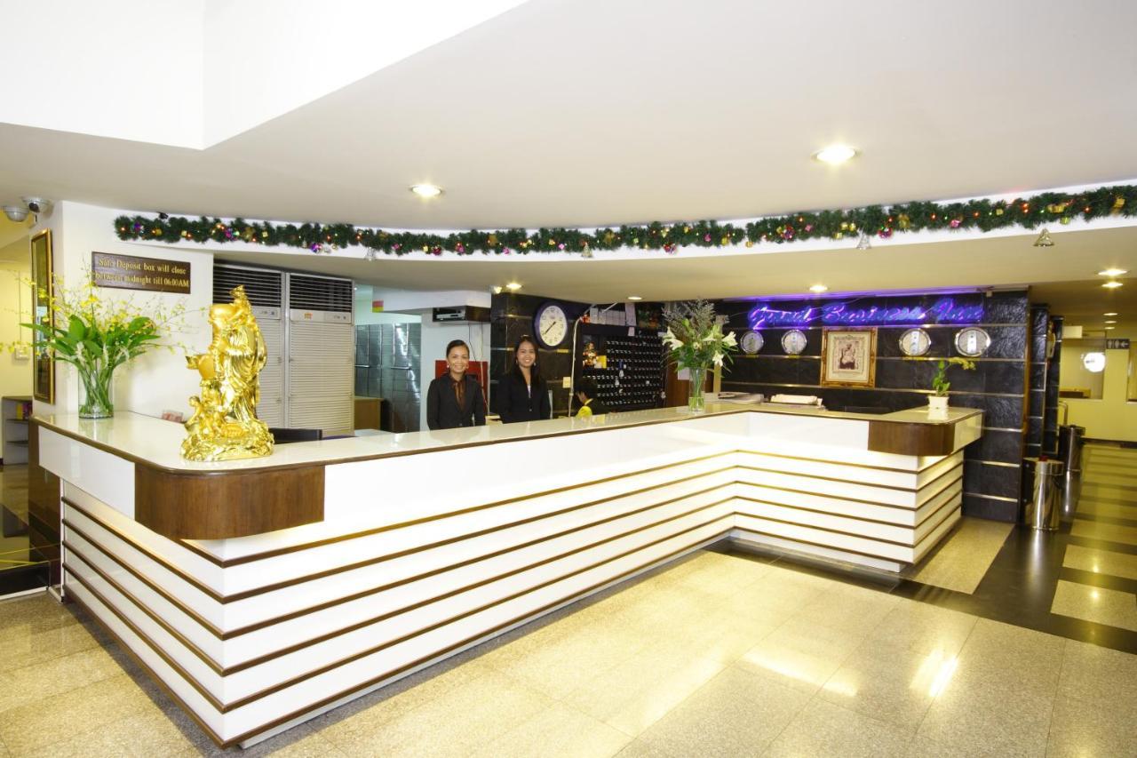Grand Business Отель 3*